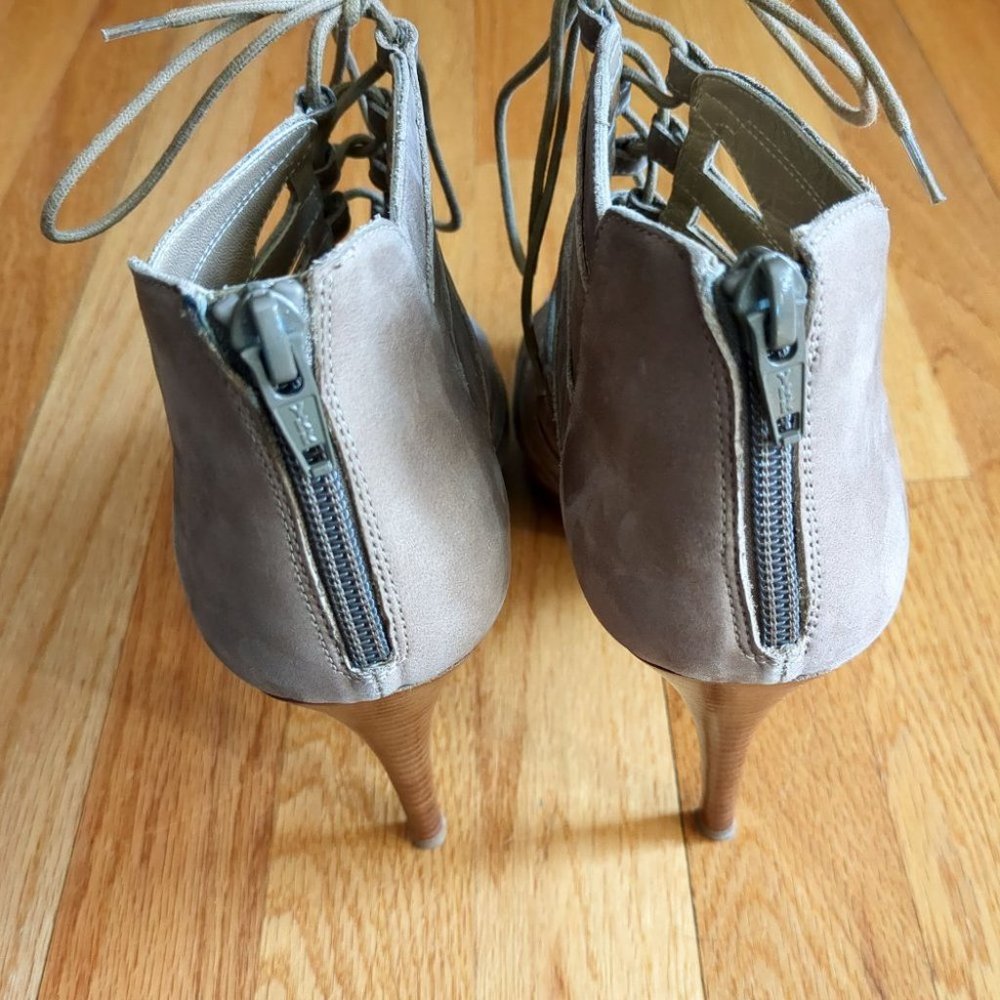 [SOLD] Stuart Weitzman Nubuck Gladiator Caged Suede Stiletto Bootie Sandals Tan - Picture 5 of 15
